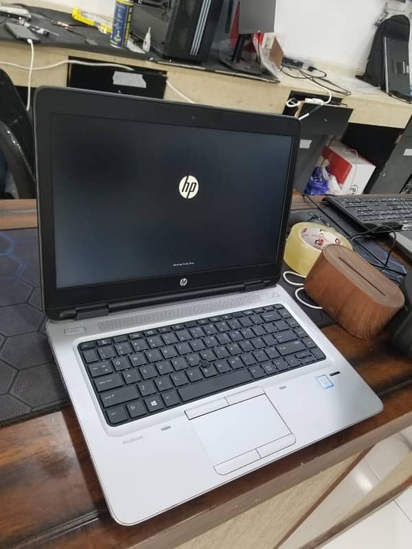 HP Elitebook 640 G2 i5 6th Gen 256 SSD 8 GB Ram with orignal Charger 2