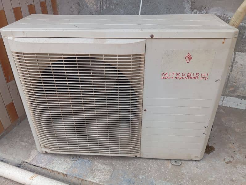 mitsubishi AC lush condition for sale o3o5/6/6/4/4/9/7/9 3