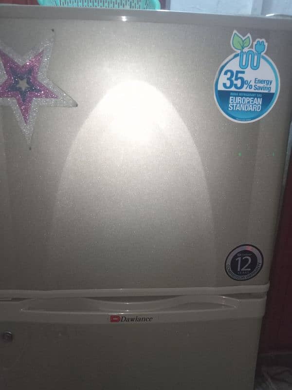 Dawalance fridge hai Only 8 month used hai 16