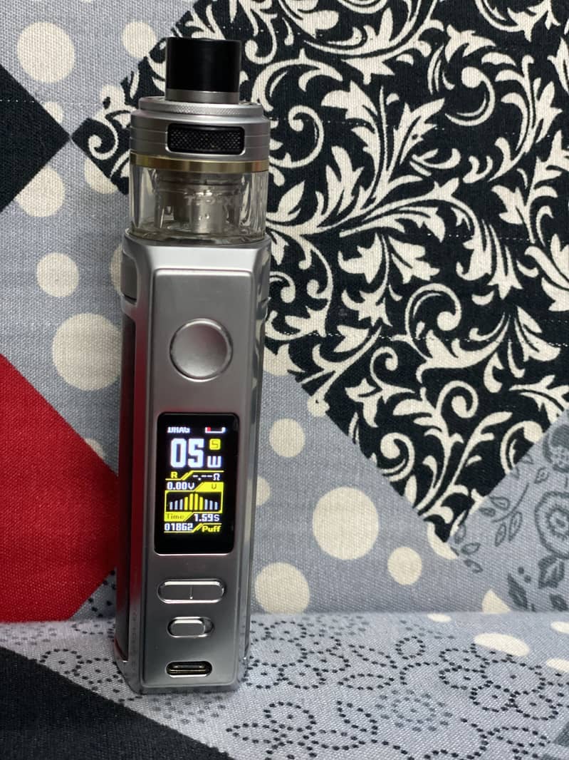 VAPE DRAG S PRO VOOPOO 80w 3000mah battery like new for sale 6