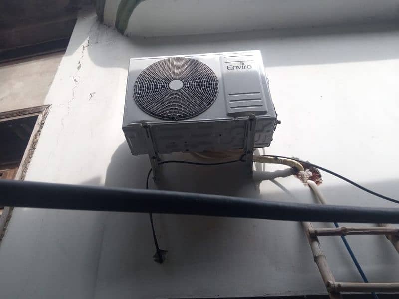 Enviro 1.5 ton inverter ac just one season used 2024 10/10 3