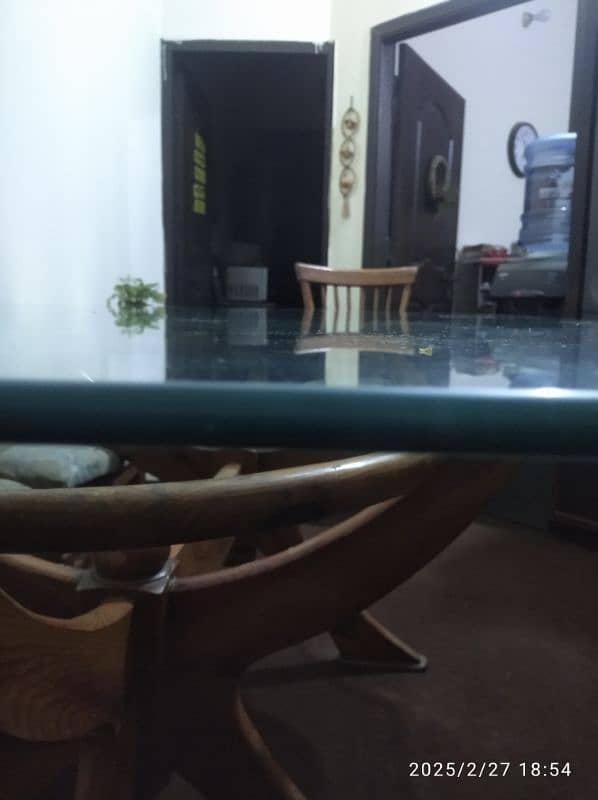 6 Seater Dining Table | 12mm Glass | Condition 10/7 4