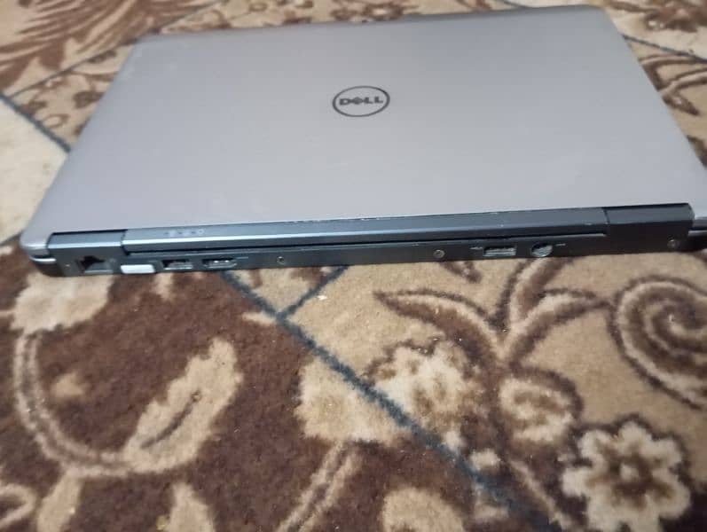 Dell Latitude Laptop slightly used laptop 2