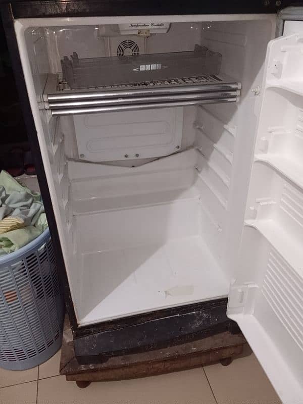 Dawlance refrigerator 2