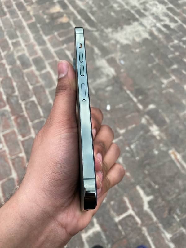 IPhone 13pro Max 128Gb Good condition WhatsApp(03274117805) 3