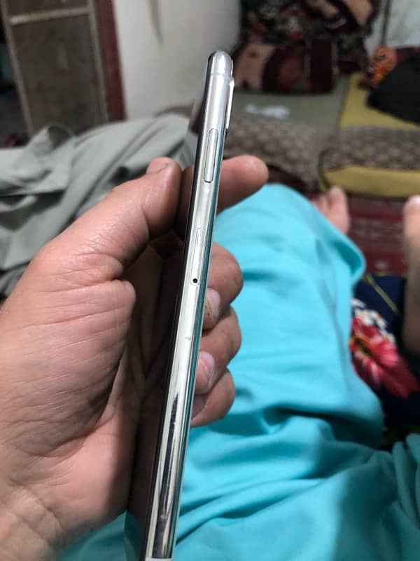 iPhone XS max 64gb battery 79 non pta 3