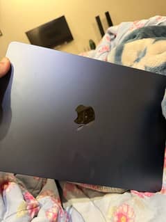 Apple macbook air M3 open box