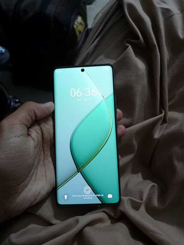 Tecno spark 20 pro plus 8/256 4