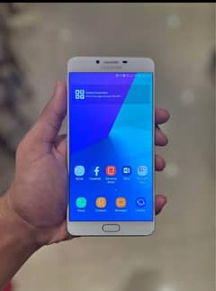 Samsung C9 Pro