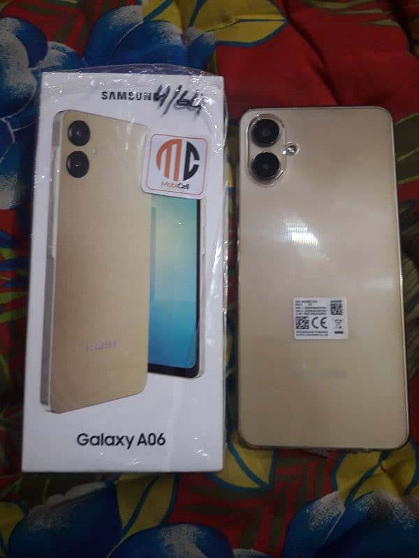 SAMSUNG A06 Mobile new Mobile 4/64 Gb just Box open 03099547046 all ok 4