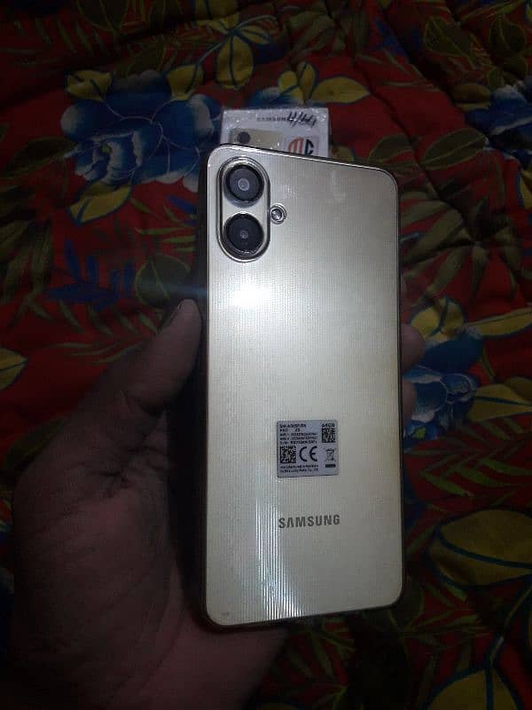 SAMSUNG A06 Mobile new Mobile 4/64 Gb just Box open 03099547046 all ok 15