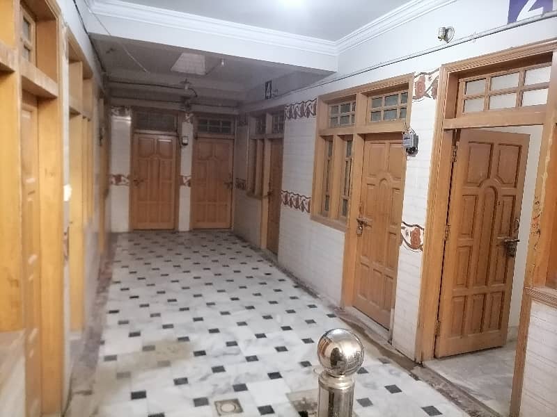 Prime Location 100 Square Feet Room For Rent In Sunehri Masjid Road Sunehri Masjid Road  Rejected 4