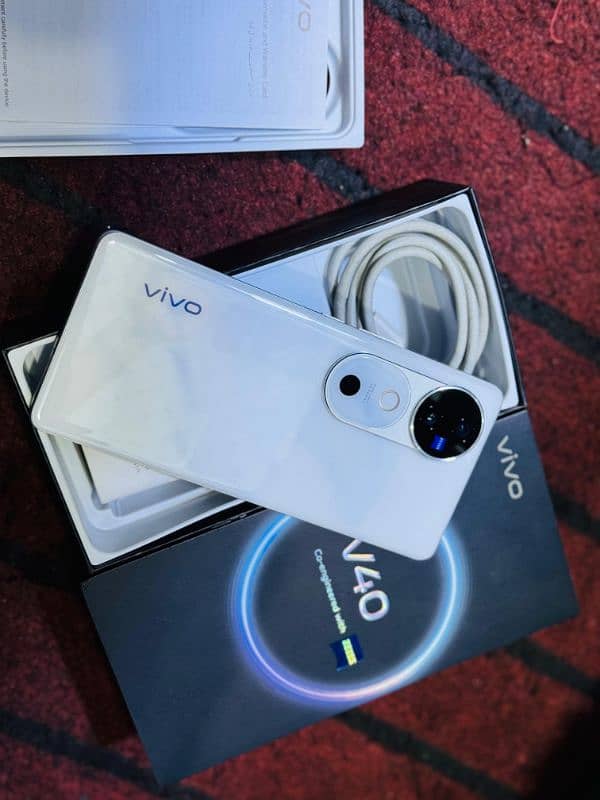 Vivo V40 PTA Approved 03246751929Watsapp 0