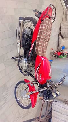 YAMAHA 125YB 125Z 2018 MODEL