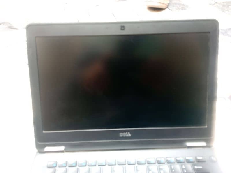 Dell laptop i7-6th gen 3