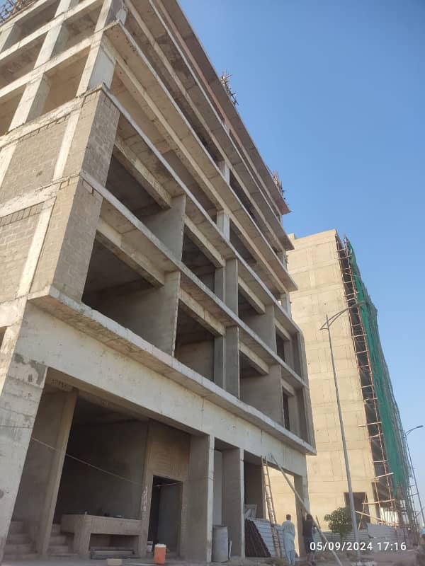 Precinct 10A shop+basement for sale in Bahria town karachi. 2