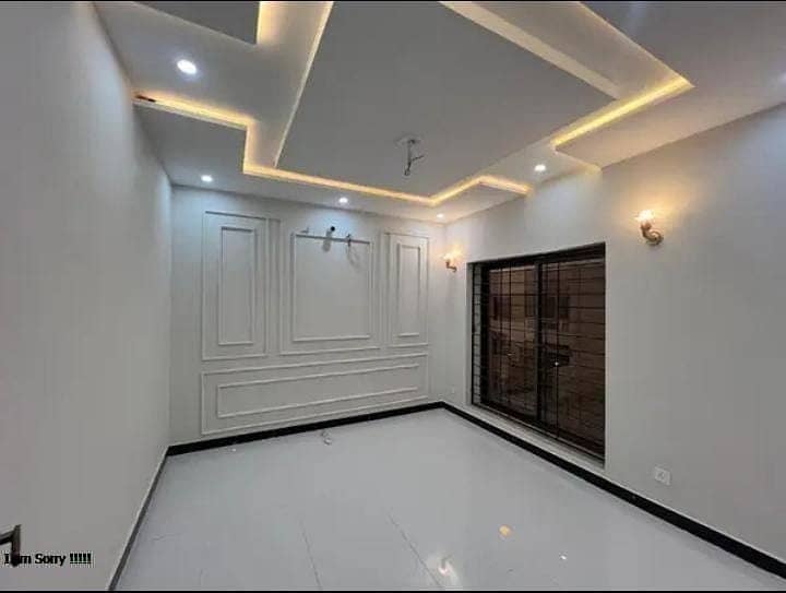 P 11B villa with Basement available for rent in bahria town karachi. 9