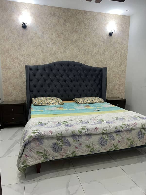 Guest house Daily,weekly basis Furnished villa for rent in Bahria town karachi. 5