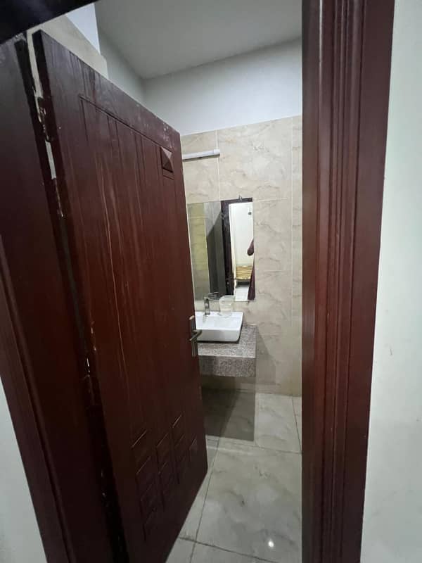 Guest house Daily,weekly basis Furnished villa for rent in Bahria town karachi. 8