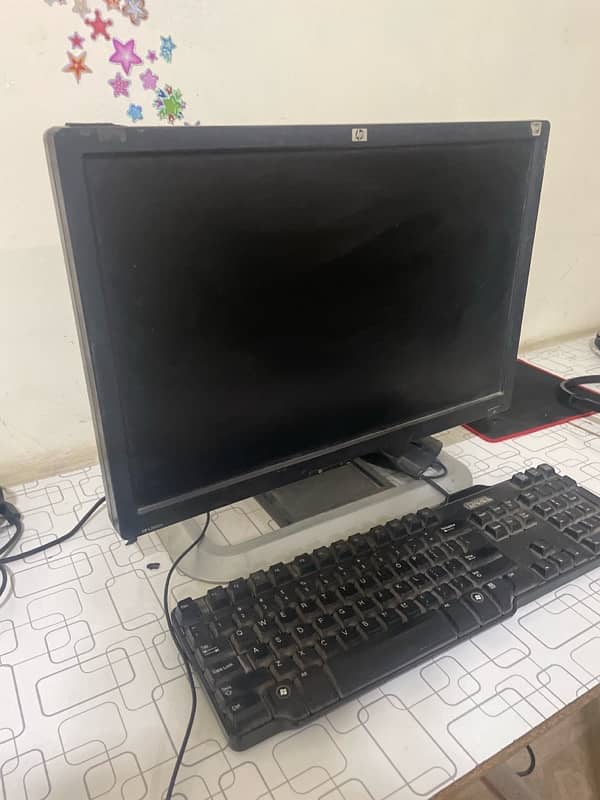 HP L2045w LED 0