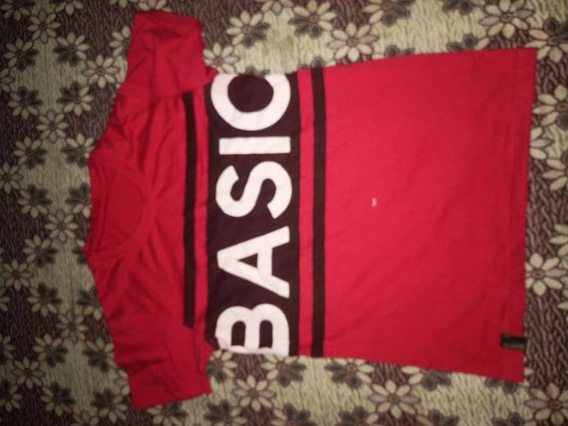 Graphic tea Red t-shirt for sale. 0