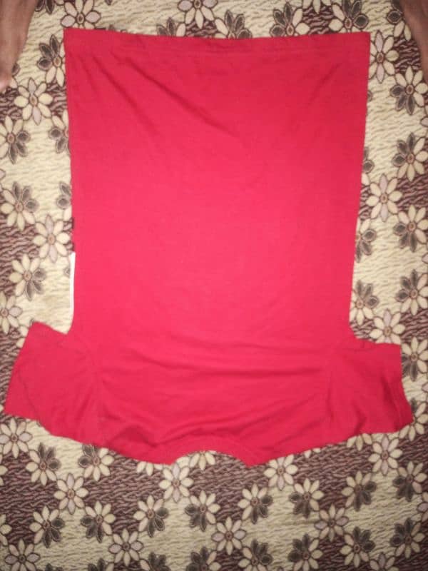 Graphic tea Red t-shirt for sale. 1