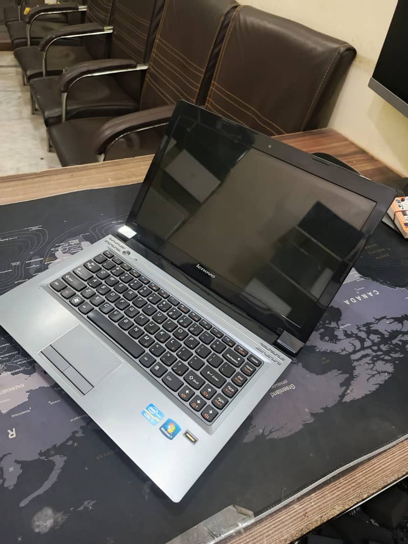 Lenovo V470 (Core i7-2630QM Cuad Core) Gen 6GB Ram 128 GB SSD 18