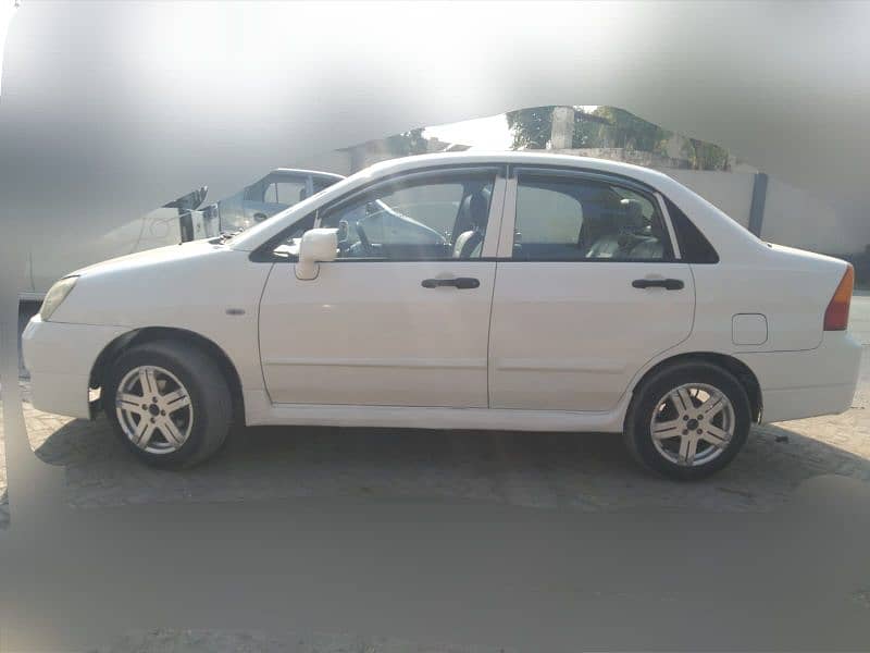 Suzuki Liana 2007 9