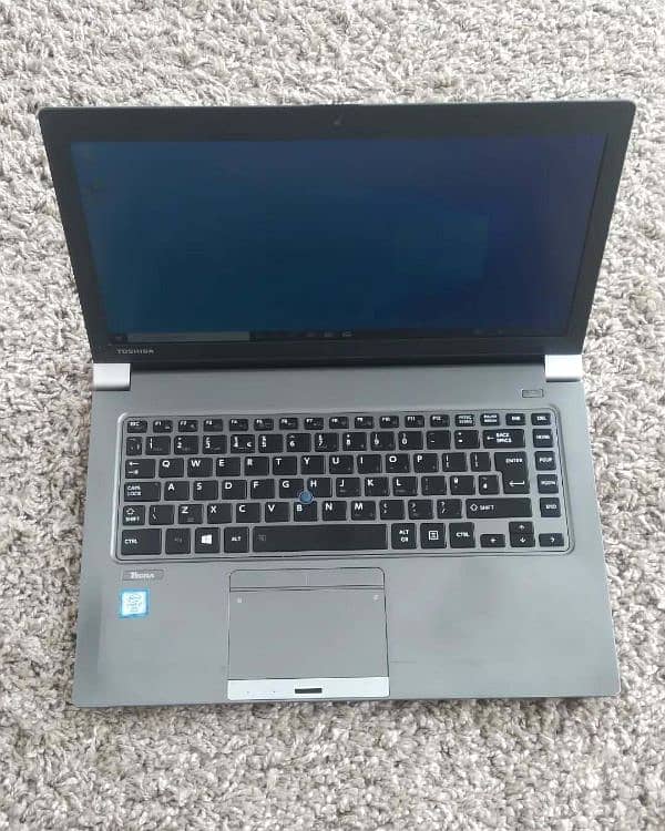 Toshiba i5 6th 8GB 256GB SSD M2 2