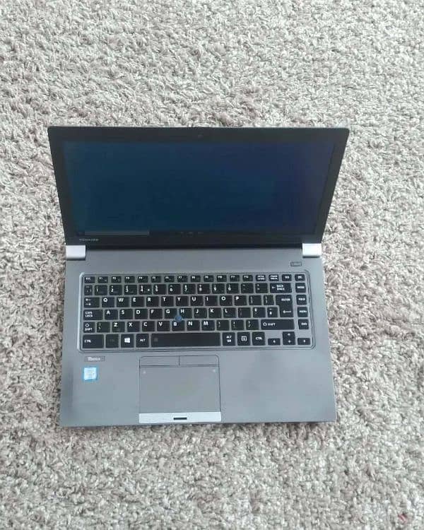 Toshiba i5 6th 8GB 256GB SSD M2 3