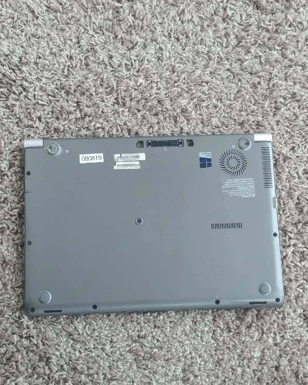 Toshiba i5 6th 8GB 256GB SSD M2 4