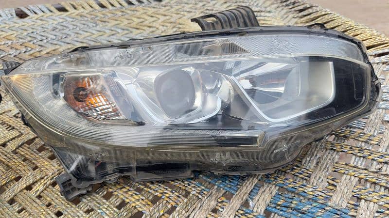 Honda Civic 2016 to 2019 Front Headlights 2