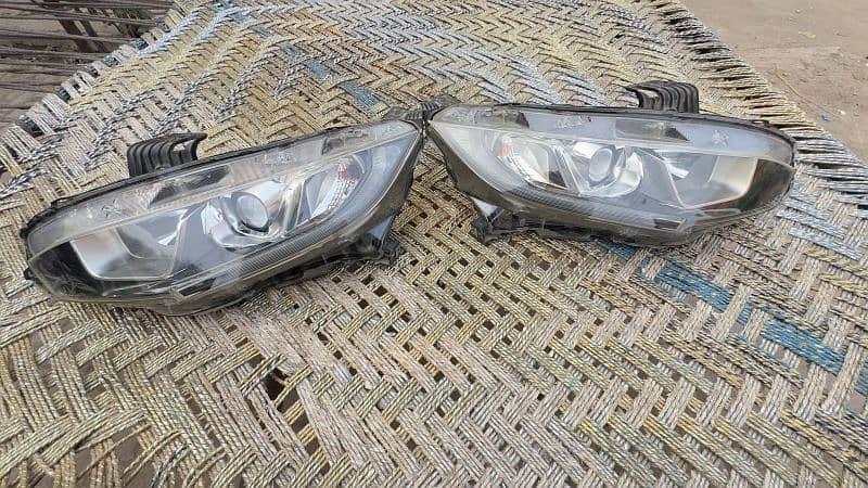 Honda Civic 2016 to 2019 Front Headlights 3