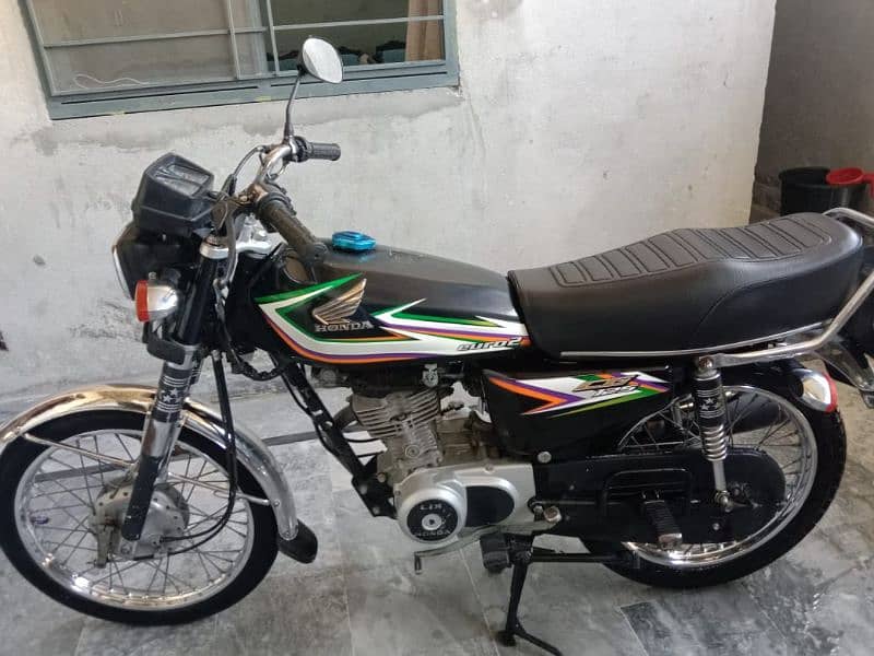 honda 125 2016 model good condation 4