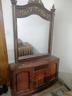 dressing table