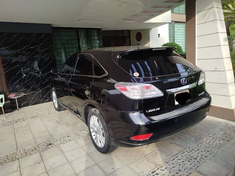 Lexus RX Series 2010 1