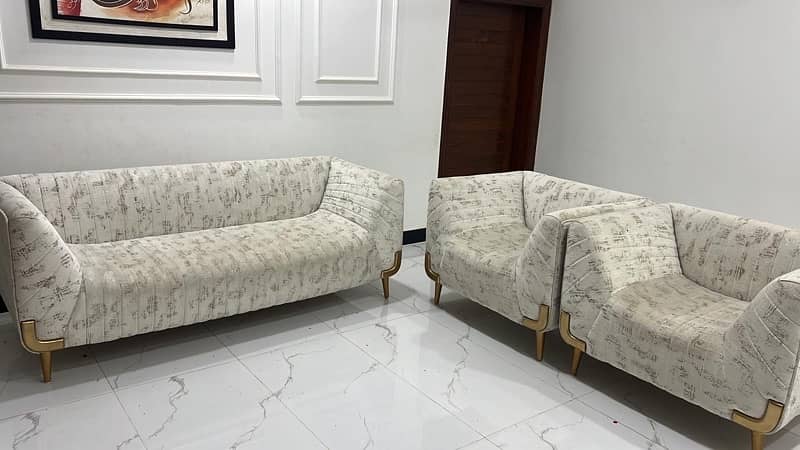 7 seater sofa set!!Elegance condition!!just 1 month used! 5