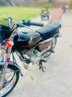 selfstart Honda 20 model 10 bye 10