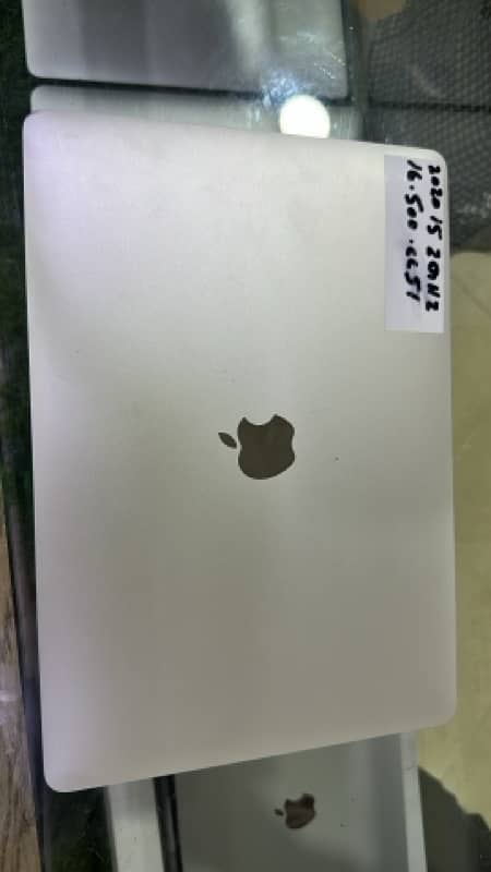 13” MacBook Pro 2020 QC i5 16/512 0