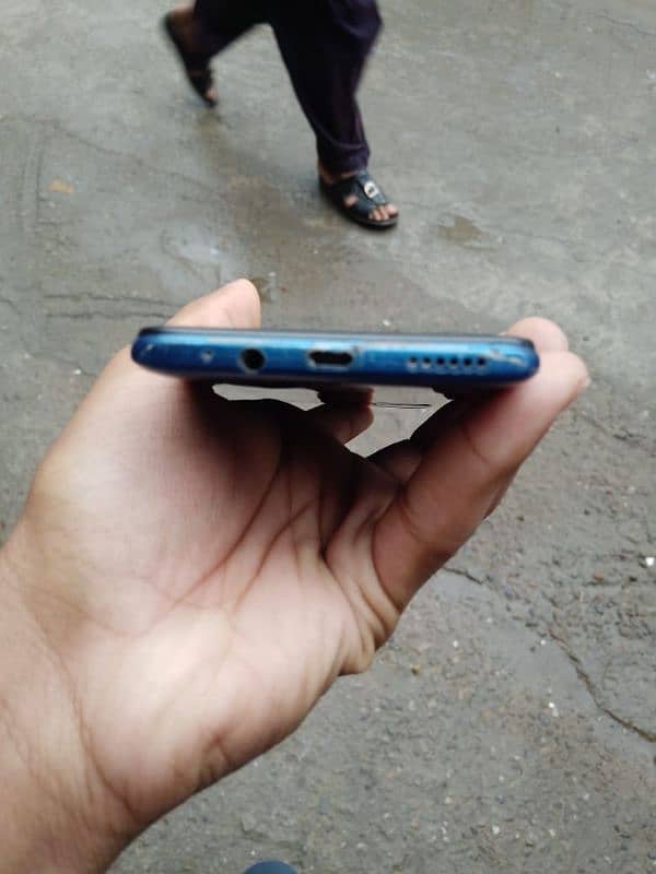 infinix Smart 6 3/64 all okay phone exchange possible,03271060622 4