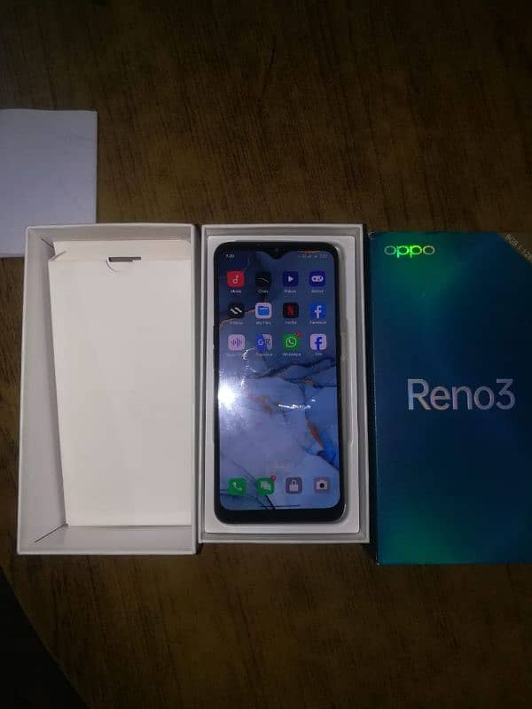 Oppo Reno 3      8/128 with box. 0