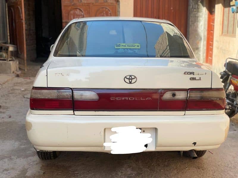 Toyota Corolla XE 1999 2