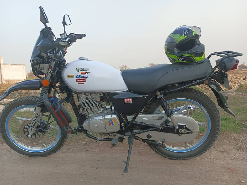 Suzuki GS 150 SE 2021 2