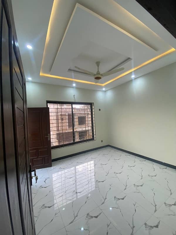 5 Marla Single Unit Double Story House For Sale 10