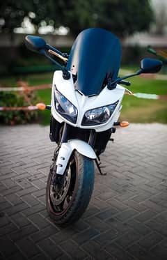 FZ1