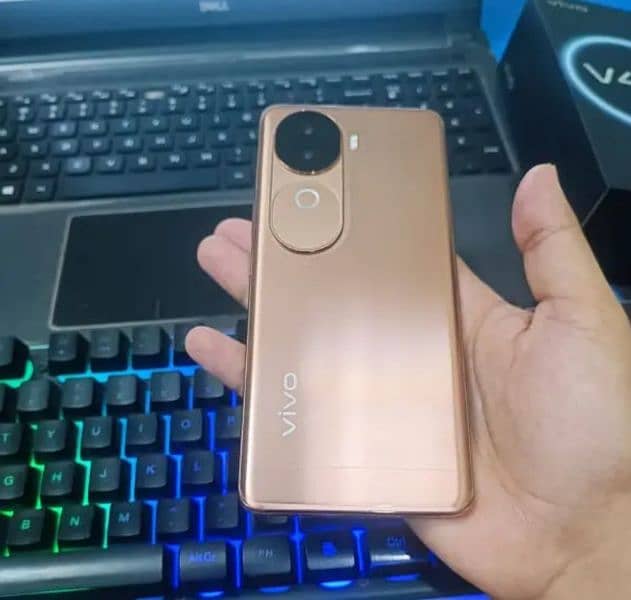 vivo v40e 1