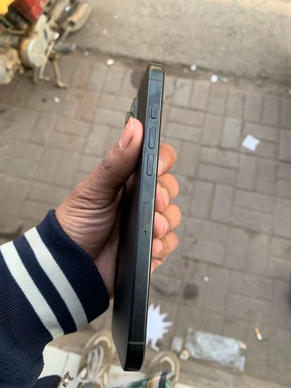 Iphone 16 Pro Max PTA Approved 256 GB 3