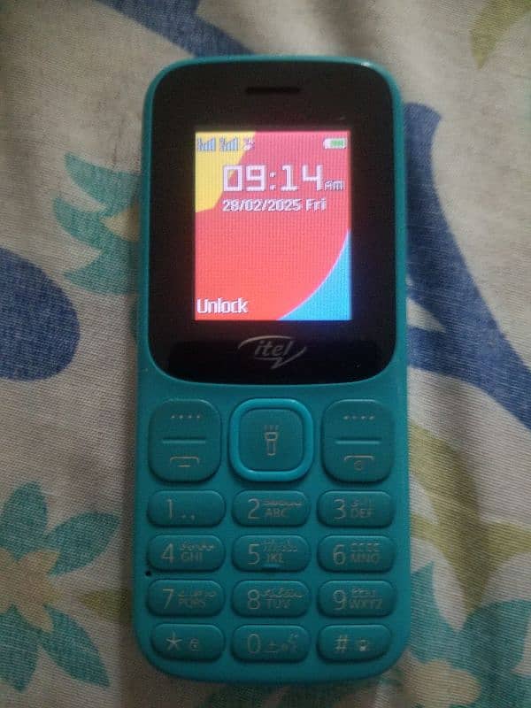 7 day used itel mobile with box 1