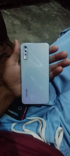 Vivo S1     4/128   exchange possible