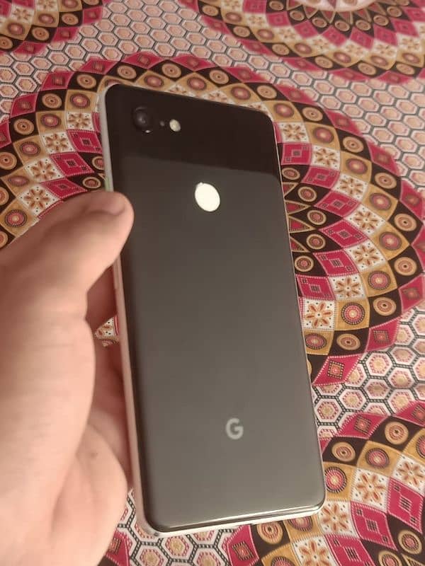 Google Pixel 3 XL 4,128 2